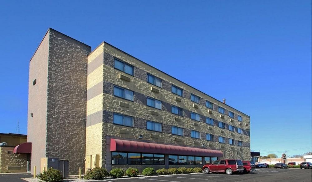 Comfort Inn & Suites Beaver Dam Luaran gambar