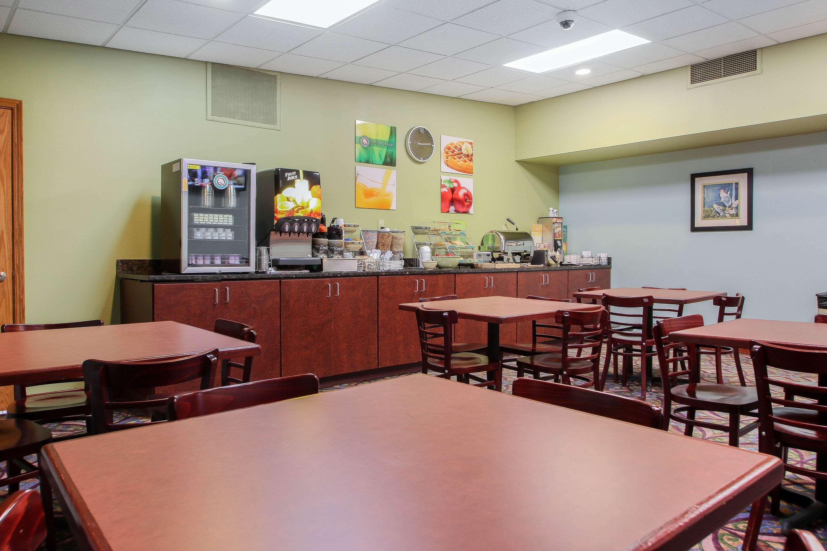 Comfort Inn & Suites Beaver Dam Luaran gambar