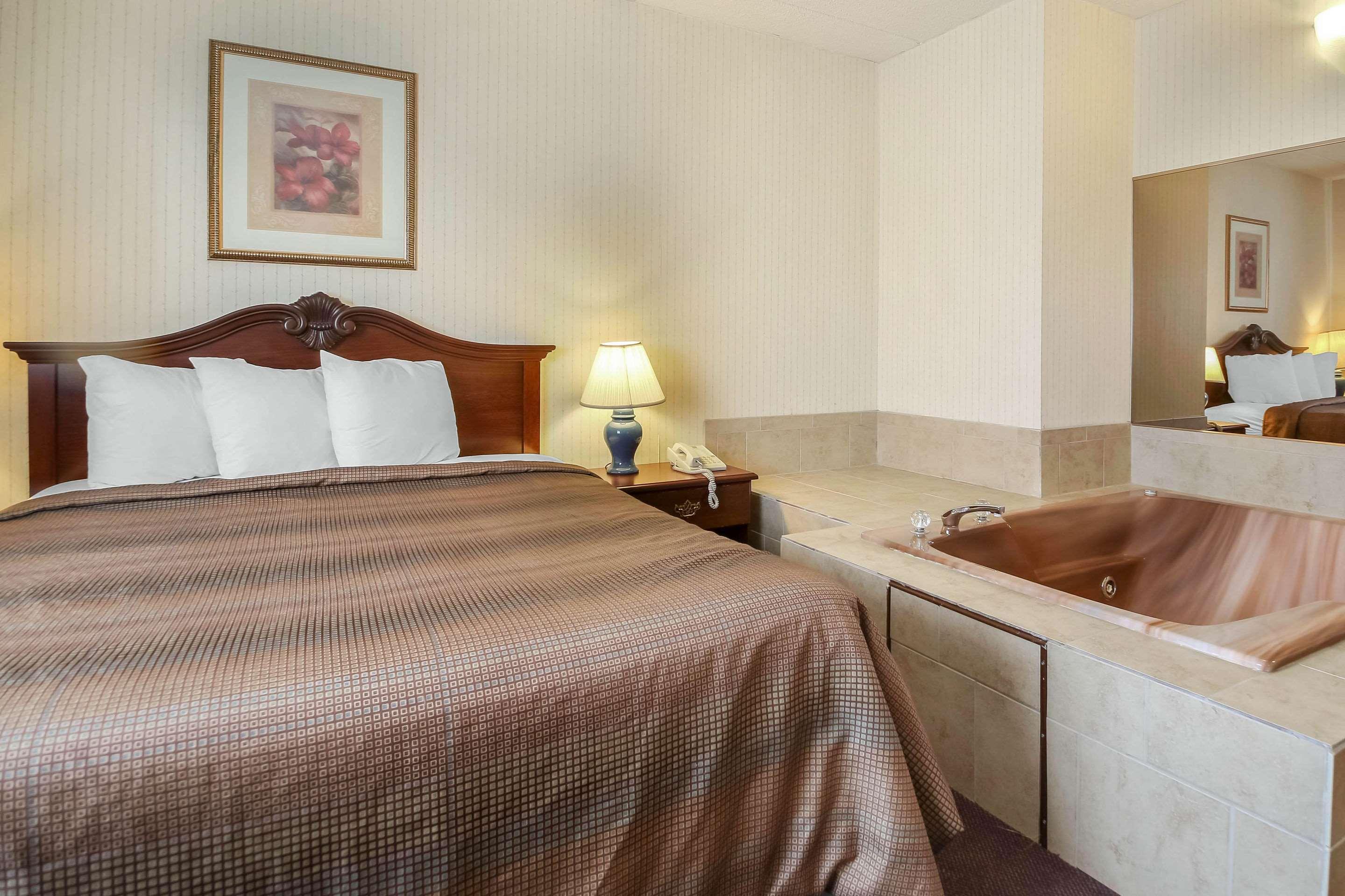 Comfort Inn & Suites Beaver Dam Luaran gambar