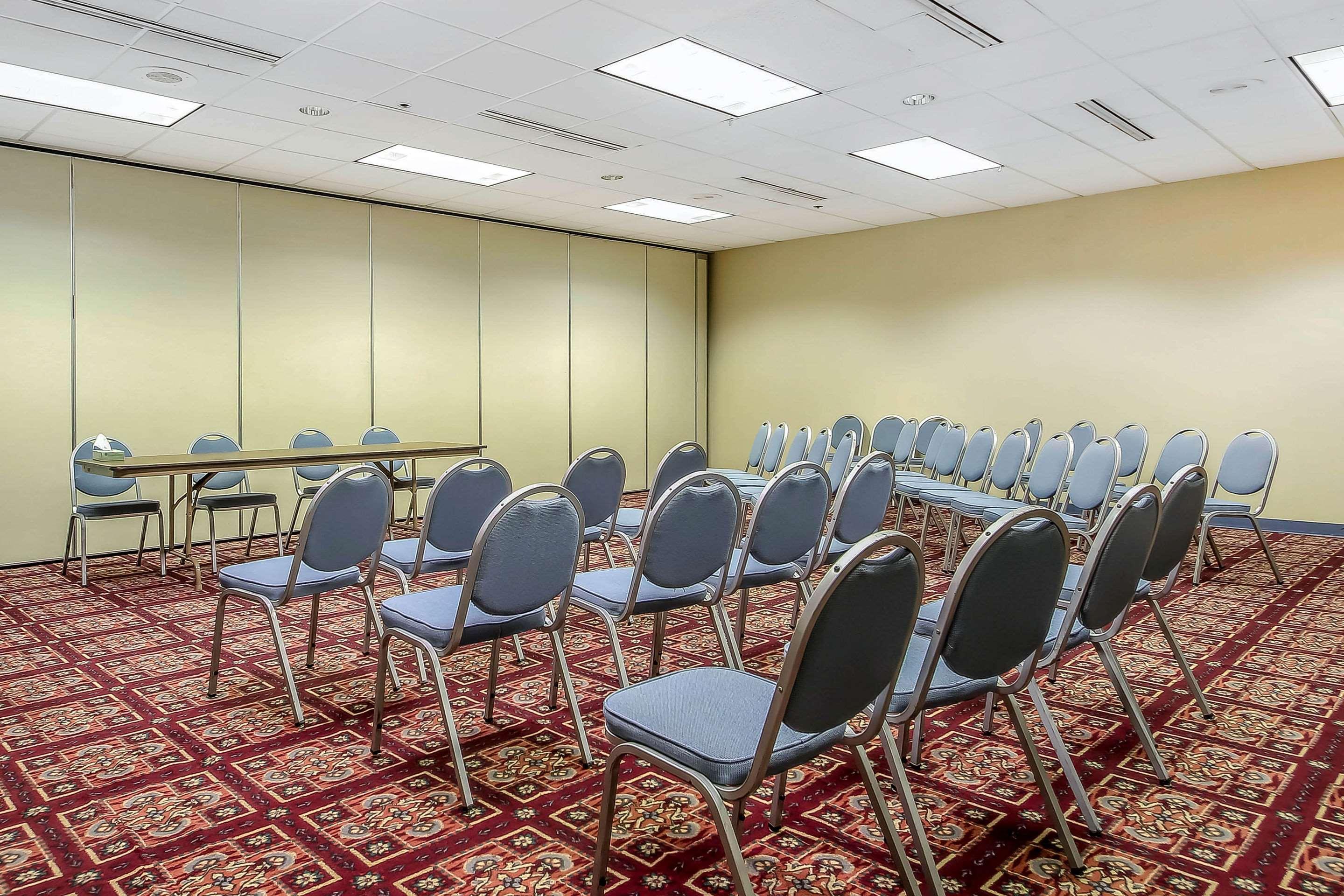 Comfort Inn & Suites Beaver Dam Luaran gambar